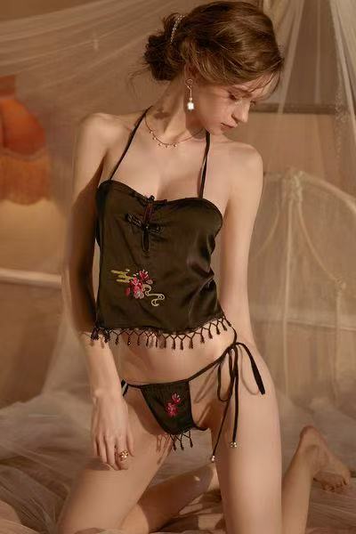 Uniform Style Classical Embroidered Dudou Lingerie