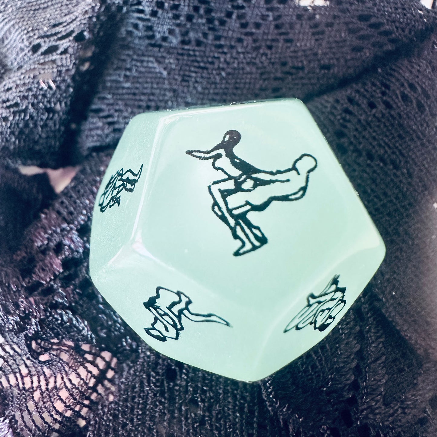 12-Sided Couple Dice Set – Romantic Adventure Game for Playful Date Nights